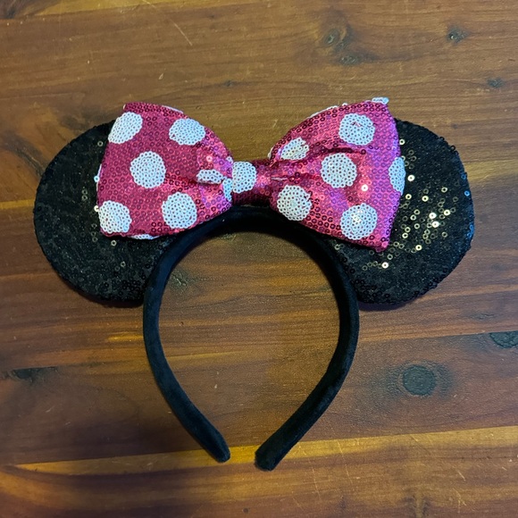 Minnie ears worn once! - Picture 2 of 2